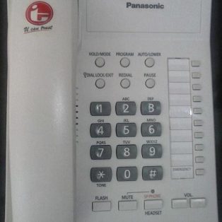 Jual pesawat telephone Panasonic KX’TS840produk pengganti KX-TS2373 dengan perubahan Body yang lebih elegan.Rp. 400.000